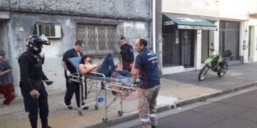 En pelea callejera perdió la oreja
