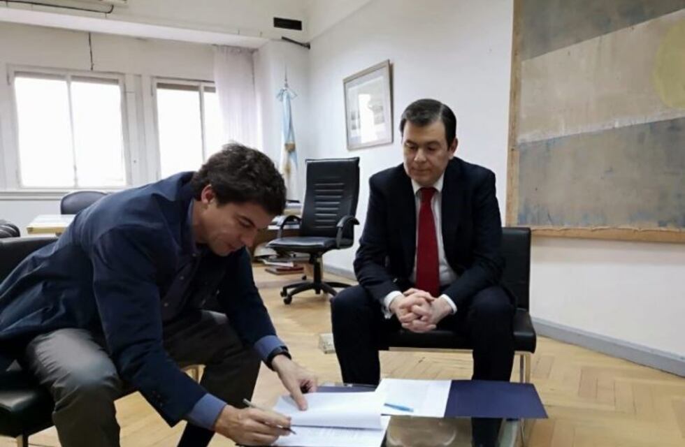 Comienza la extensión de la red cloacal en Santiago del Estero