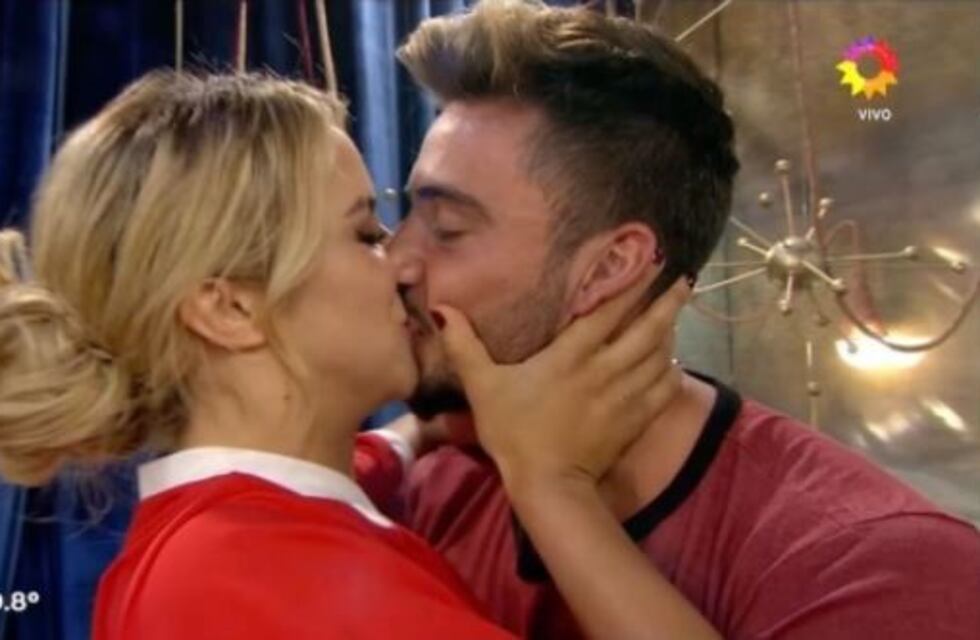 El apasionado beso de Flor Vigna a su novio tras ser salvada en el Bailando