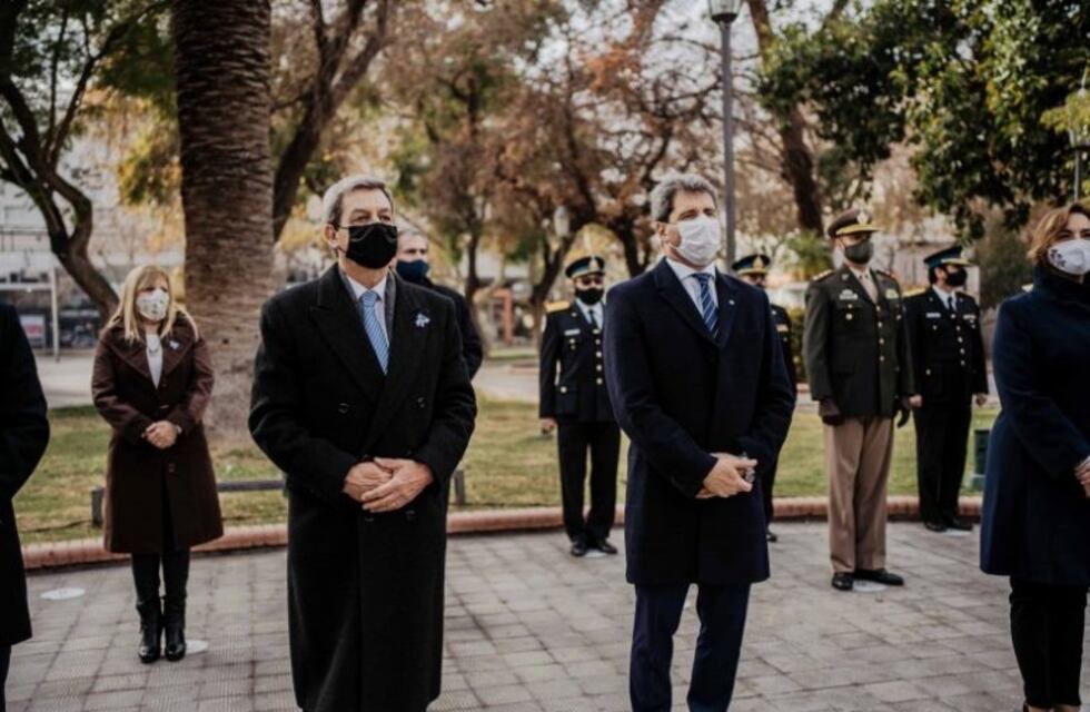 Uñac por el 9 de Julio: "Debemos trabajar en un proyecto que abrace a todos"