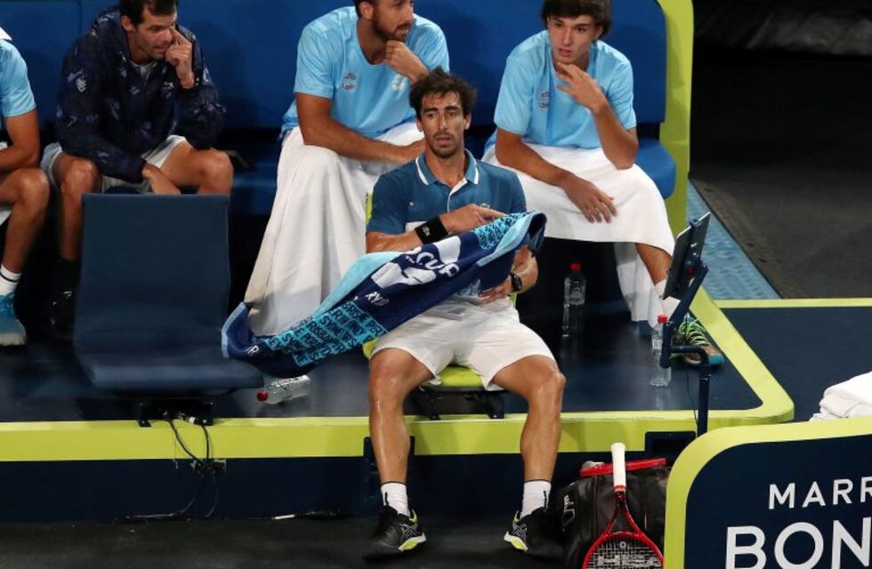 Pablo Cuevas, enfurecido en la ATP Cup: quiso abandonar por un warning y el rival lo convenció para seguir