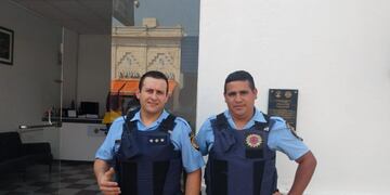 Jose Martin y su compañero del movil (Gentileza Mas Radio)