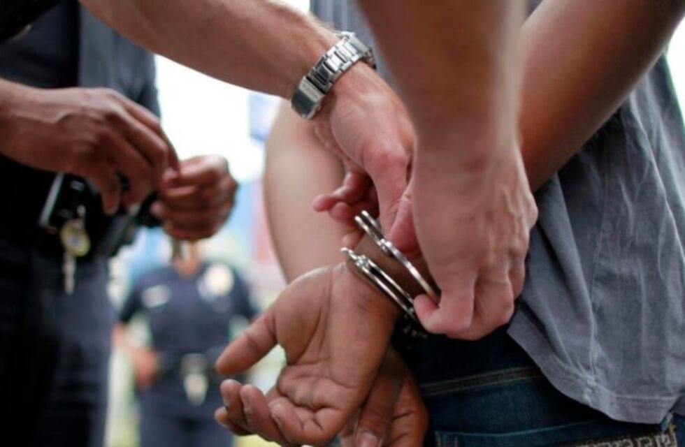 Atraparon al pintor que ofrecía a una chica de 17 años en el Hipódromo de Mendoza