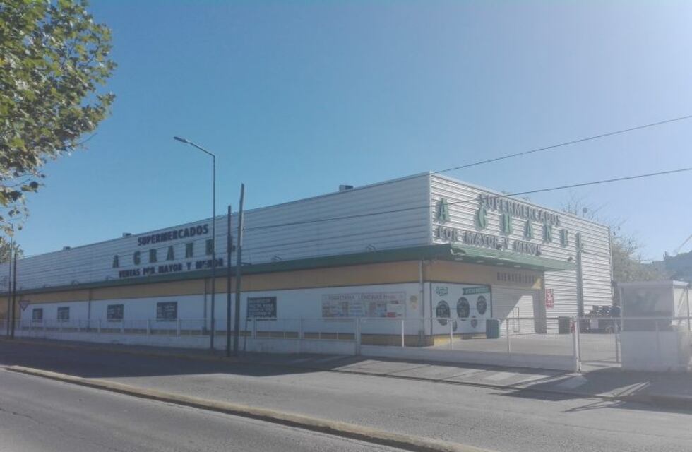 Covid-19: Cierran preventivamente supermercado en La Calera