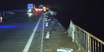 Accidente RN Nº14 - Un hombre salvó su vida de milagro\nCrédito: IG: Todo Gualeguaychú