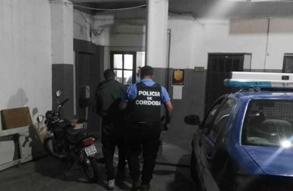 Alta Gracia: luego de un control en la vía pública, quedó detenido