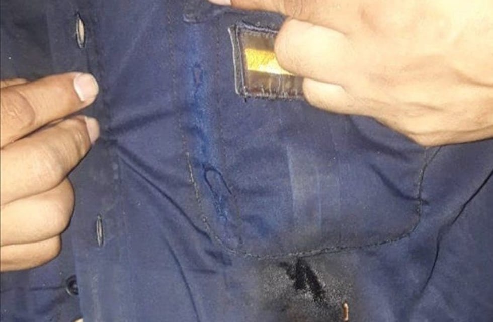 Presos apuñalaron a un policía para tratar de escapar de la comisaría