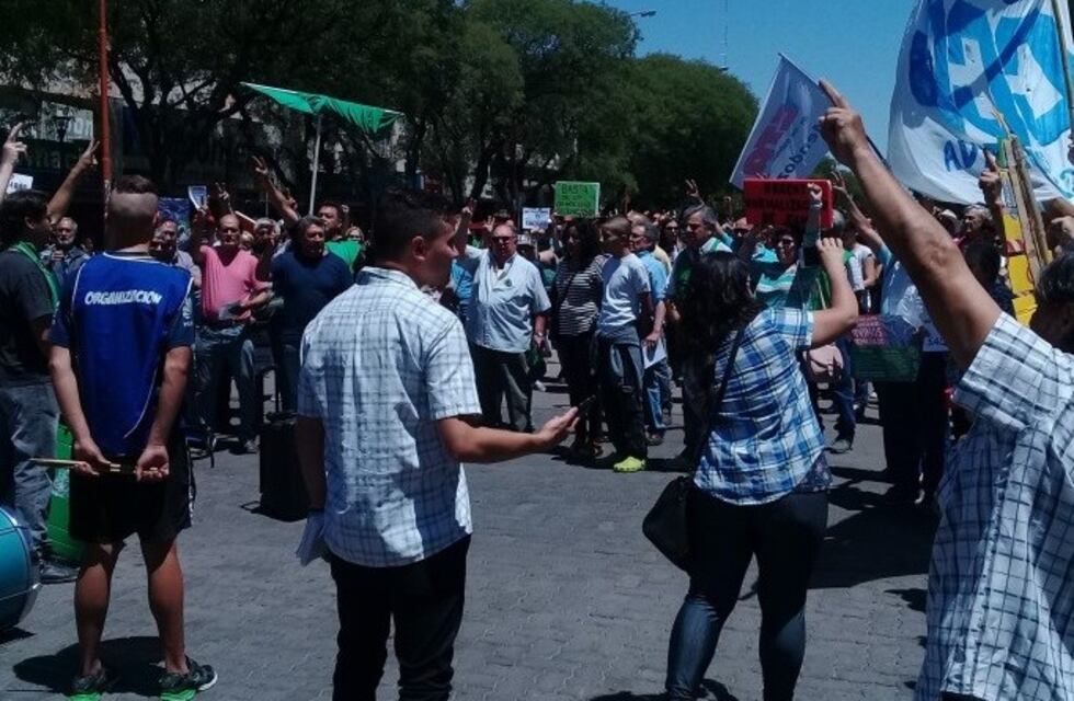 Concentración en San Rafael contra la reforma jubilatoria