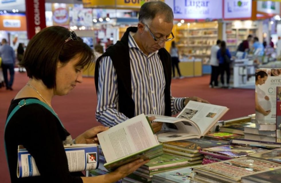 Con más de 100 actividades, comienza la Feria del Libro en Corrientes