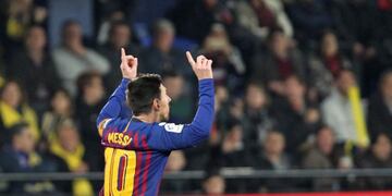 Barcelona forward Lionel Messi celebrates after scoring his side's third goal during the Spanish La Liga soccer match between Villarreal and FC Barcelona at the Ceramica stadium in Villarreal, Spain, Tuesday, April 2, 2019\u002E(AP Photo/Alberto Saiz)