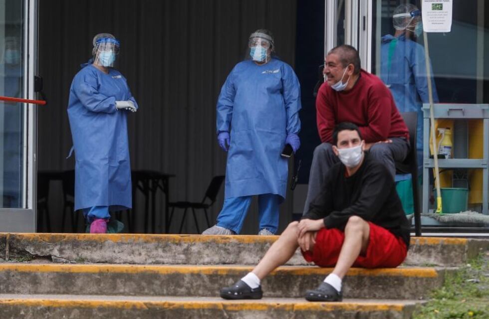 Coronavirus en Argentina: informaron 34 nuevas muertes y el total de personas fallecidas es 8.305