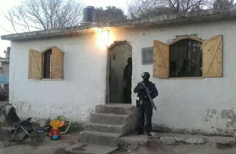 Una pareja de Villa Allende que salió de la prisión hace un mes y volvió a vender droga