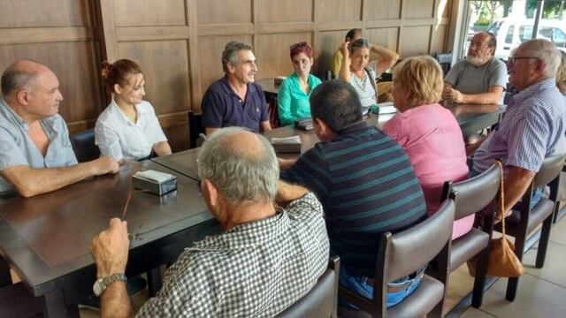 El parlamentario del Mercosur, Agustu00edn Rossi, se reuniu00f3 con autoridades de Esperanza, Santa Fe.