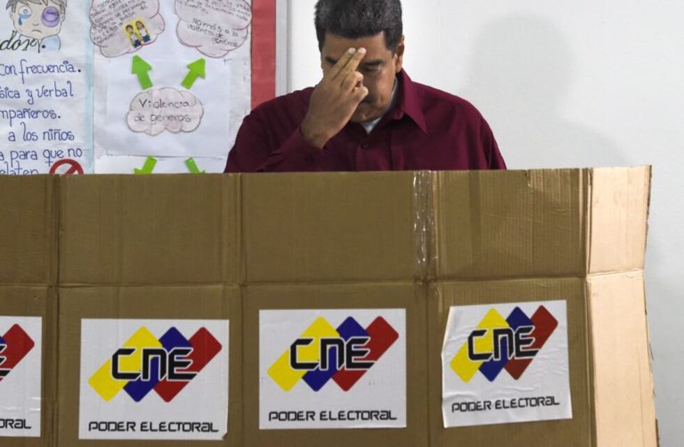 Jaqueado ante la crisis, Maduro propuso una "reconciliación nacional"