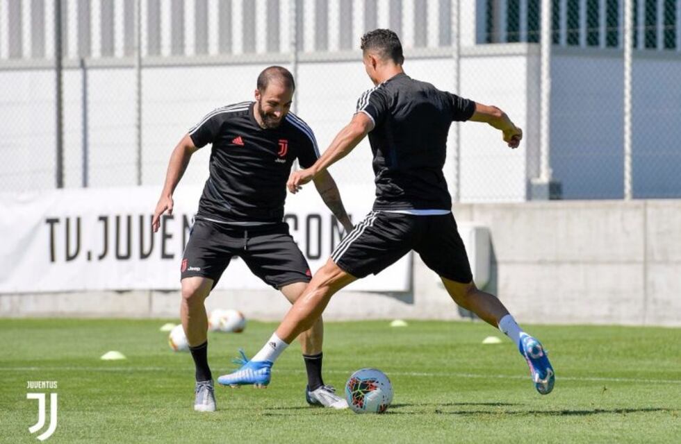 La comparación entre Gonzalo Higuaín y Cristiano Ronaldo en una prueba de velocidad