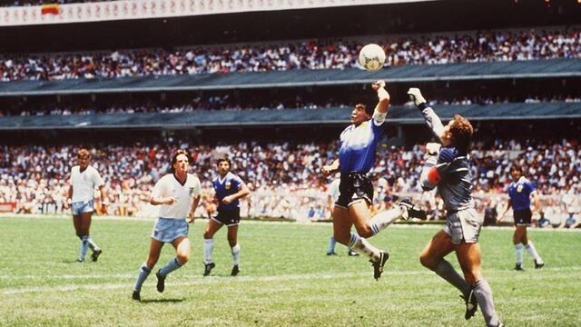 El día que la Reina de Inglaterra le ofreció un cargo a Diego Maradona.