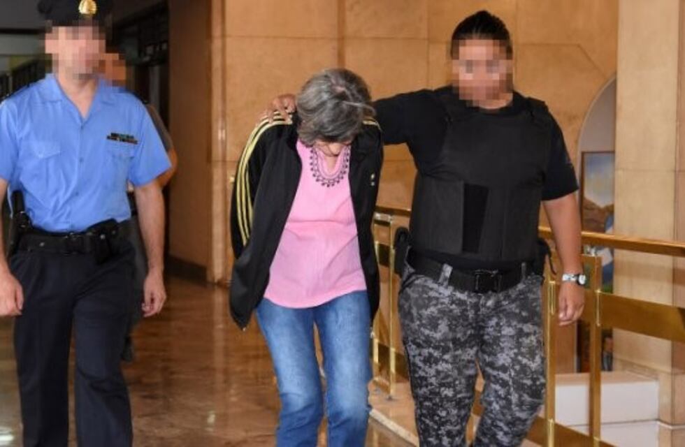 Condenaron a una anciana a 8 años de cárcel por matar a su hijo de una puñalada