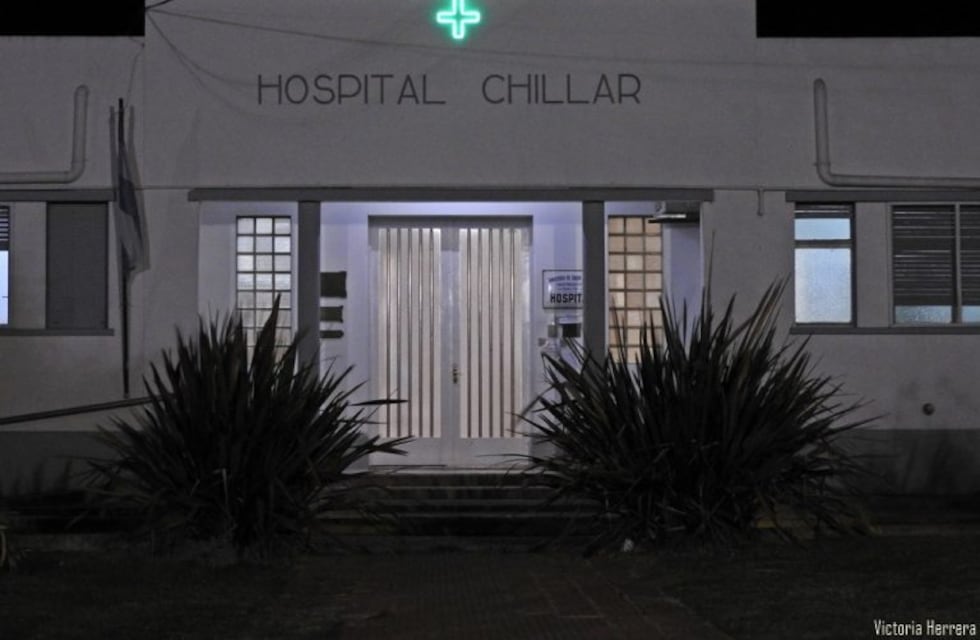 Orgullo chillarense: alumnos armaron un dispositivo de energía solar de emergencia para iluminar el Hospital
