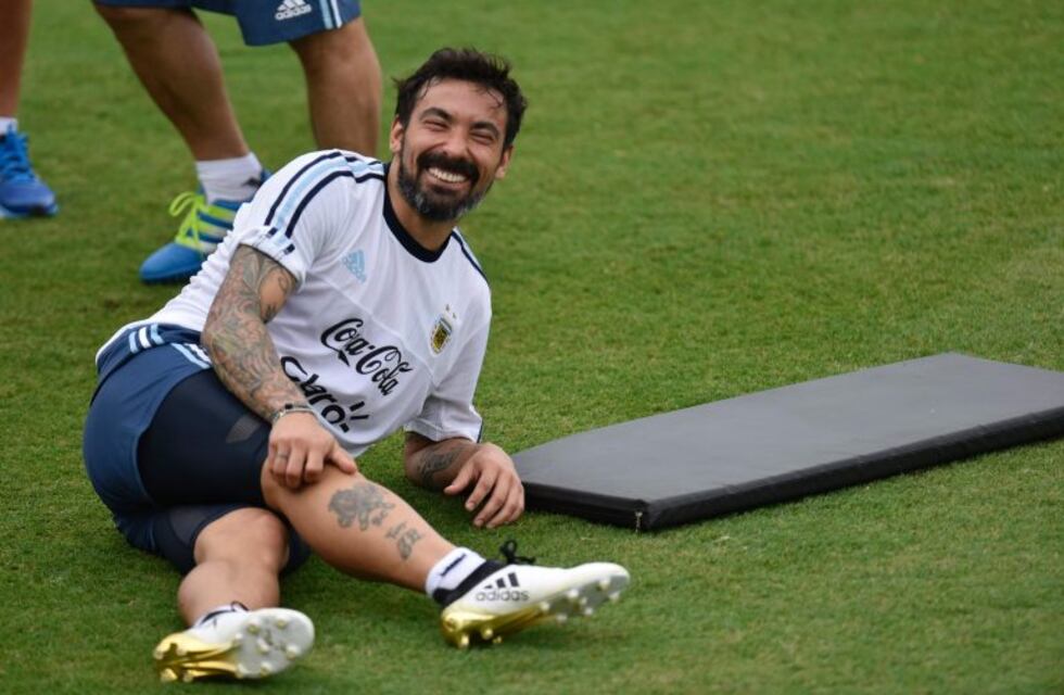 Lavezzi salió al cruce y desmintió haberse burlado de Chile y Arturo Vidal