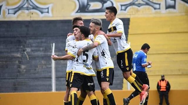Olimpo sorprendió a Sporting en la semifinal de ida\u002E
