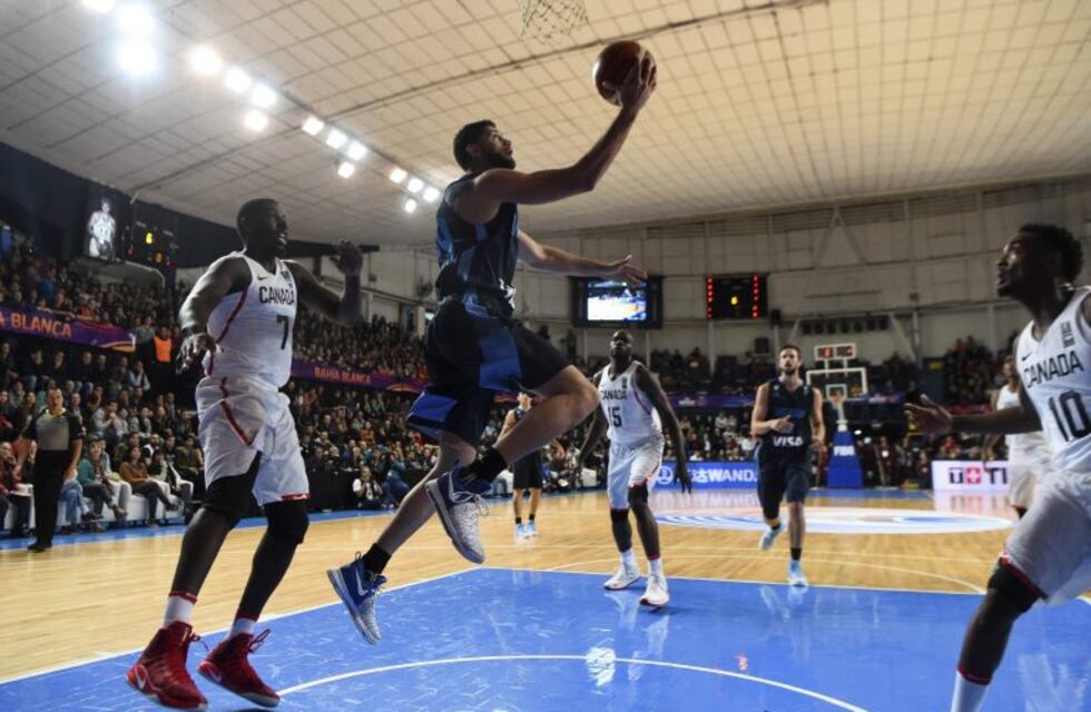 Básquet: los chicos crecen y van al examen final