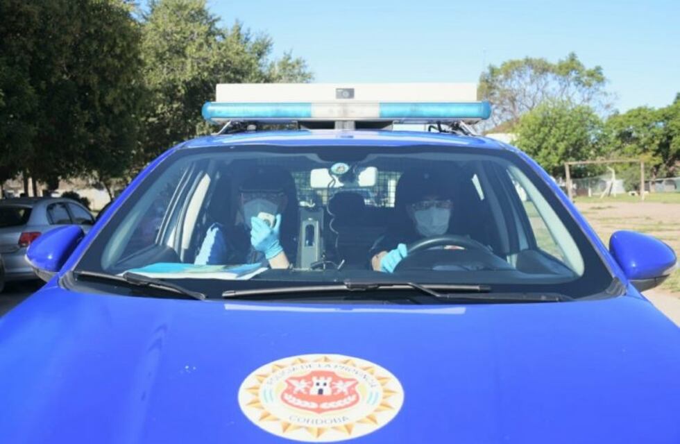 Persecución y arresto de un motociclista tras evadir un control policial