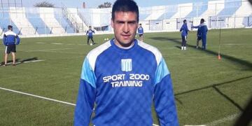 El Tanque Cuevas anotó para la Academia\u002E Ensayos finales y se viene el debut en el Federal A\u002E