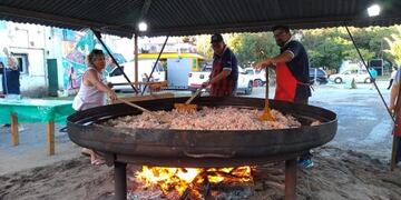 CAS Fortín Machado, Paella Gigante (foto Facebook/ CAS Fortín Machado)
