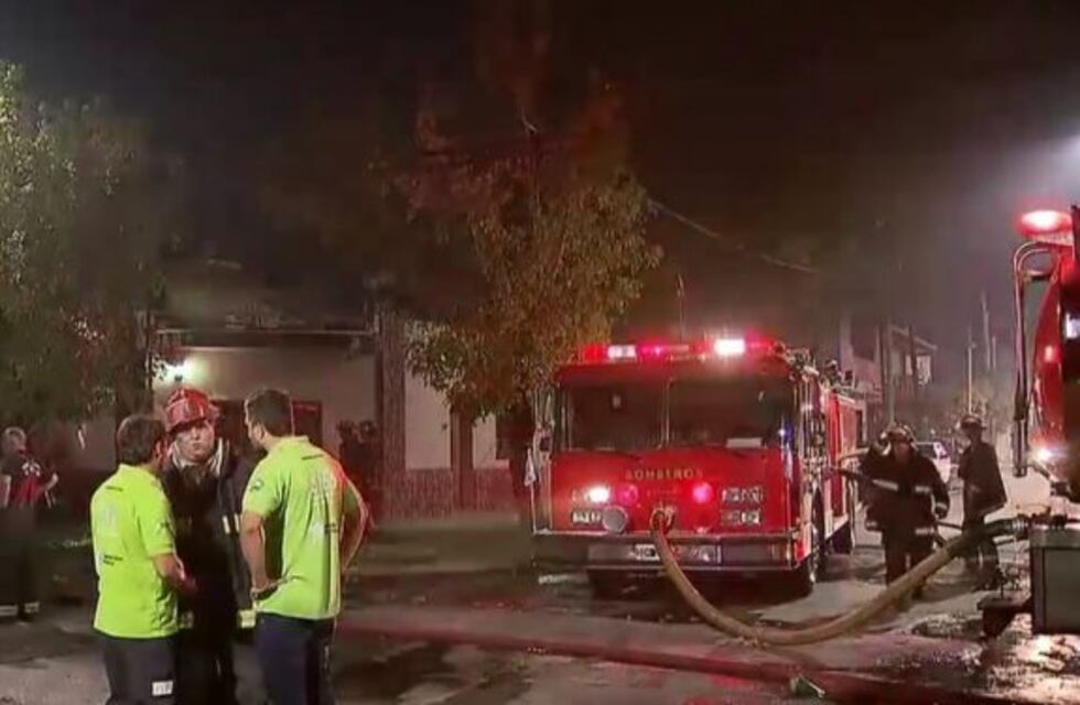 Se incendió una fábrica de colchones en Avellaneda