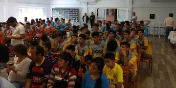 Torneo Tres Fronteras para futbolistas juveniles de 8 a 13 años\u002E (MisionesOnline)