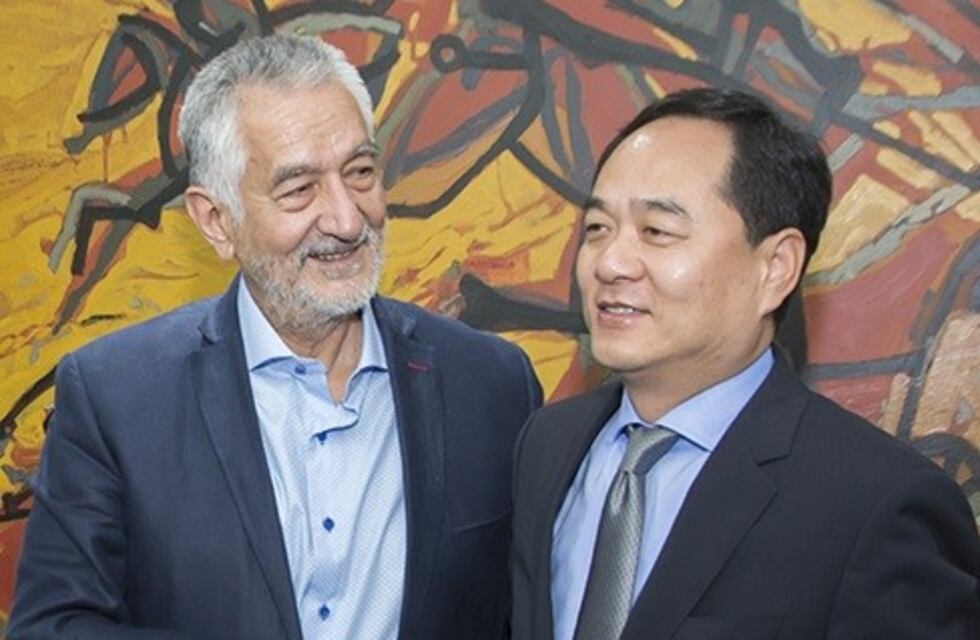 El gobernador de San Luis recibió al embajador de China