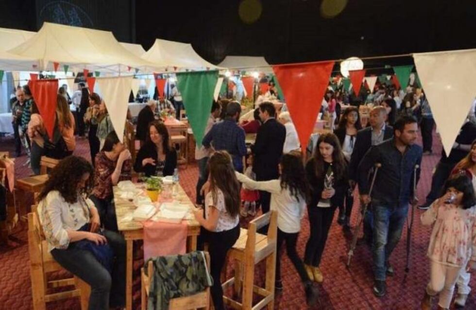 Mendoza entró al Guinness por la "degustación de pastas más grande del mundo"