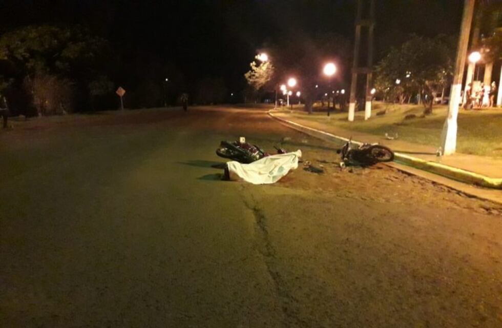 Choque entre dos motos dejó una persona muerta cerca de Eldorado