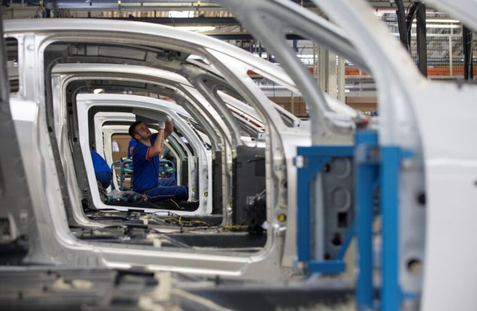 La producción de vehículos cayó un 20,6% interanual en septiembre