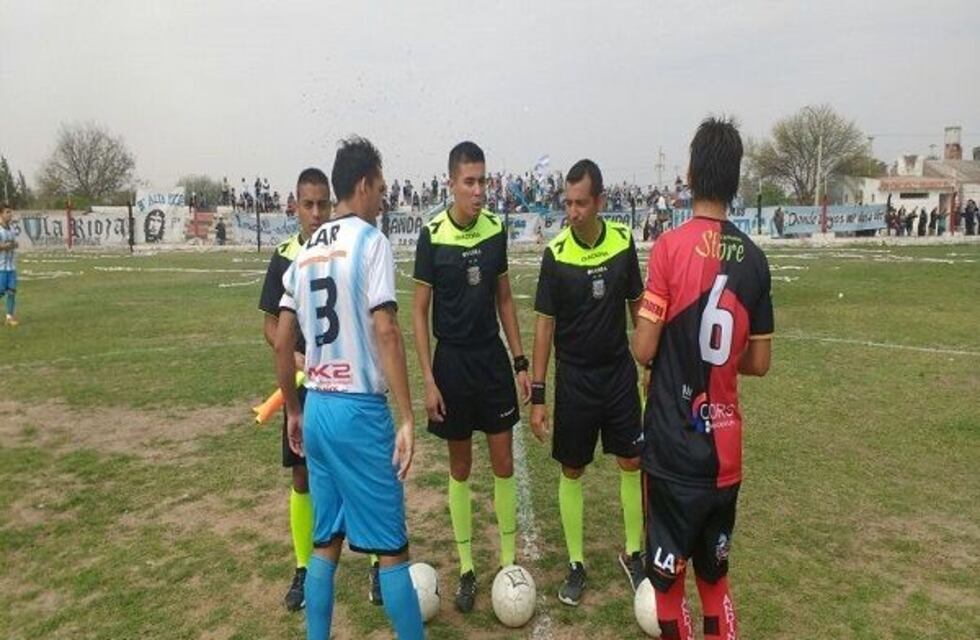 Fútbol Riojano: la dirigencia resolvió suspender la fecha, solo se jugara el clásico Andino - Tesorieri