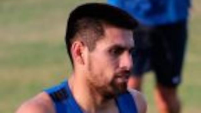 El Kity saliu00f3 con una contractura y es duda.