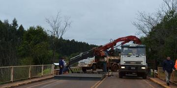 Se iniciaron las obras en el puente Cuñá Pirú\u002E (Foto: El Territorio)