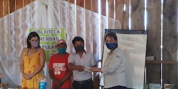 Inauguración de una biblioteca guaraní en Misiones\u002E