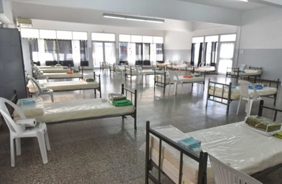 Bahía Blanca: Gay recorrió la Unidad de Cuidados Mínimos Ambulatorios