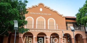 Coordinan preparativos para retomar la actividad judicial en La Rioja