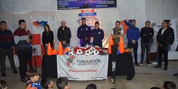 La Fundación River le donó a la Asociación Deportivo Azul Del Este\u002E