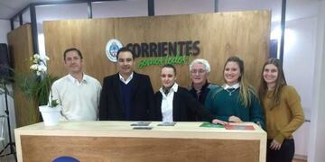 Valdés visitó el stand de Corrientes en La Rural\u002E (Foto: El Litoral)