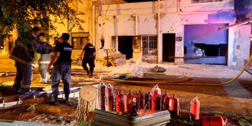 Se incendió un depósito de productos químicos en Neuquén: hay dos heridos