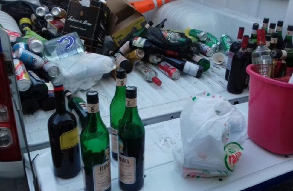 Secuestran cuchillos y alcohol a hinchas de Boca en el sur de Córdoba