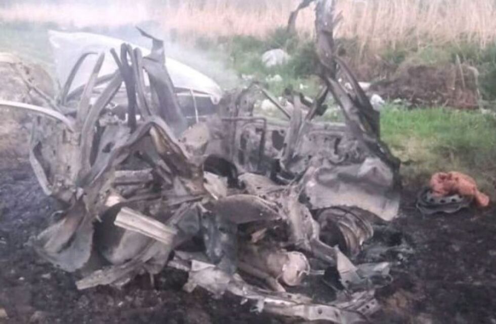 Le robaron el auto de la cochera y apareció quemado en un descampado