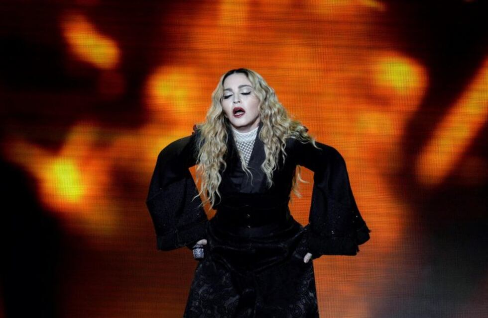 Madonna sorprendió a sus seguidores con una foto al borde de la censura