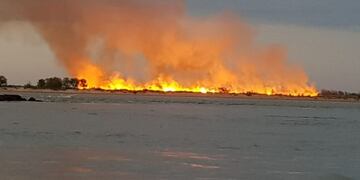 Incendio en Paso de la Patria (Facebook)