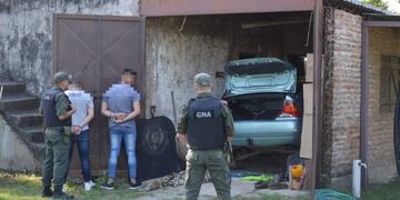 Hubo cinco detenidos en tres allanamientos en los barrios de la ciudad de Formosa