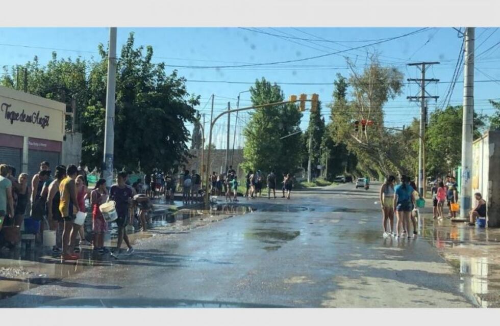 Se juntaron en una esquina y revivieron la clásica chaya sanjuanina