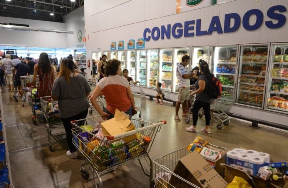 Los shoppings y supermercados permanecerán cerrados por el Día del Empleado de Comercio